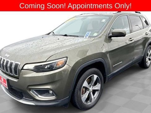Used 2019 Jeep Cherokee Limited image 1