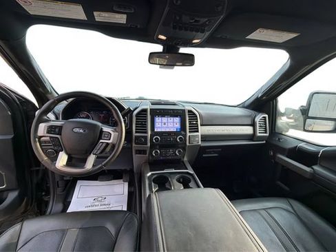 Used 2019 Ford F250 Platinum w/ Platinum Ultimate Package AWD/4WD image 21