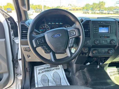 Used 2020 Ford F150 XL w/ Trailer Tow Package image 14