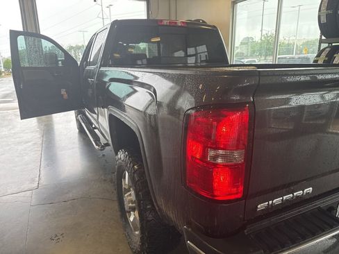 Used 2016 GMC Sierra 2500 SLE w/ SLE Preferred Package AWD/4WD image 5