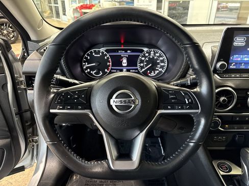 Used 2022 Nissan Sentra SV image 14