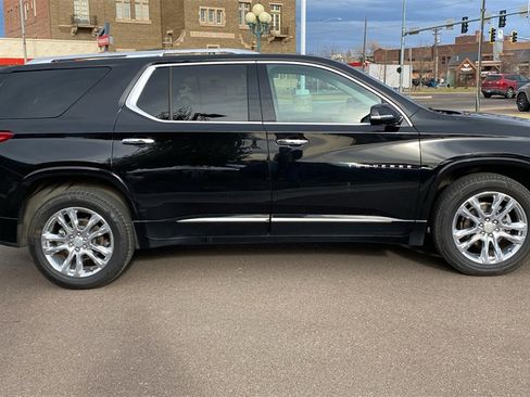 Used 2020 Chevrolet Traverse High Country image 4