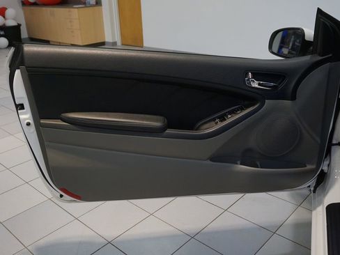 Used 2014 Kia Forte Koup EX image 20