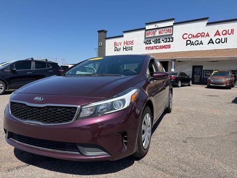 Used 2017 Kia Forte LX FWD image 1