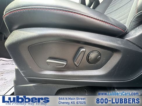Used 2025 Ford Explorer ST-Line w/ ST-Line Street Pack AWD/4WD image 12