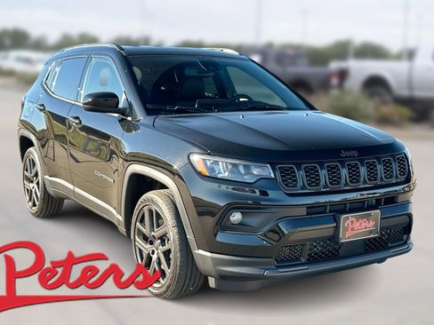 New 2026 Jeep Compass Latitude image 1