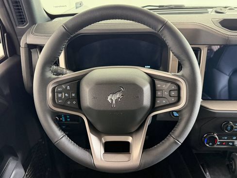 Used 2026 Ford Bronco Outer Banks AWD/4WD image 10