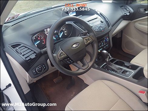 Used 2017 Ford Escape SE image 8