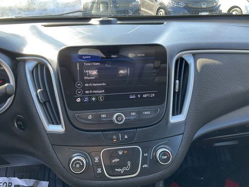 Used 2020 Chevrolet Malibu LS w/ Driver Confidence Package image 19