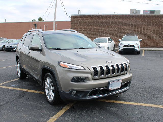 Used 2016 Jeep Cherokee Limited FWD image 4