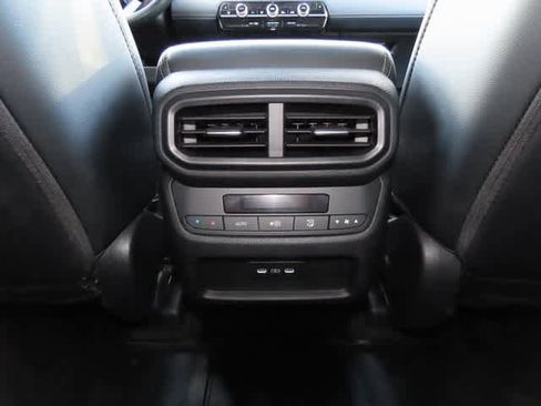 Certified 2025 Honda Pilot Touring image 29