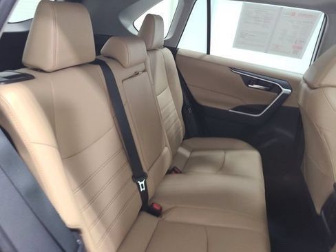 Certified 2022 Toyota RAV4 XLE Premium AWD/4WD image 17