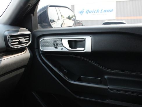 Used 2020 Ford Explorer Limited AWD/4WD image 22
