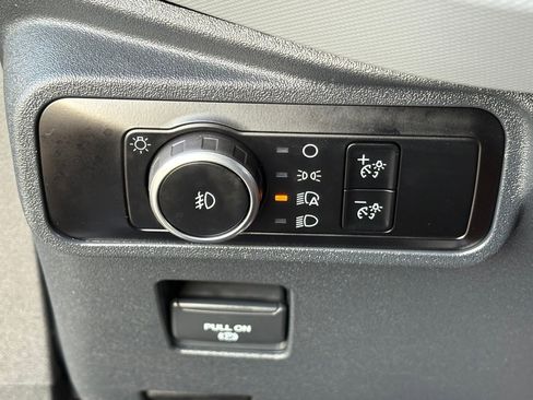 Used 2023 Ford Bronco Black Diamond w/ Sasquatch Package image 23