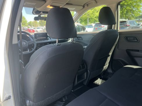 Used 2023 Nissan Rogue S FWD image 16