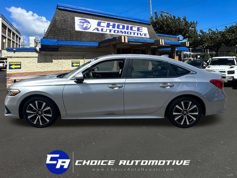 Used 2022 Honda Civic EX image 3