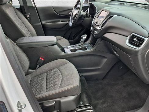 Used 2022 Chevrolet Equinox LT FWD image 20