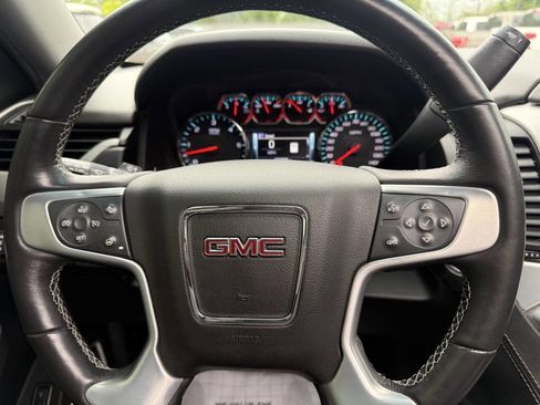 Used 2018 GMC Yukon SLT w/ Open Road Package RWD image 25