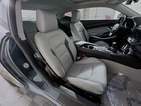 Used 2023 Chevrolet Camaro LT RWD image 31