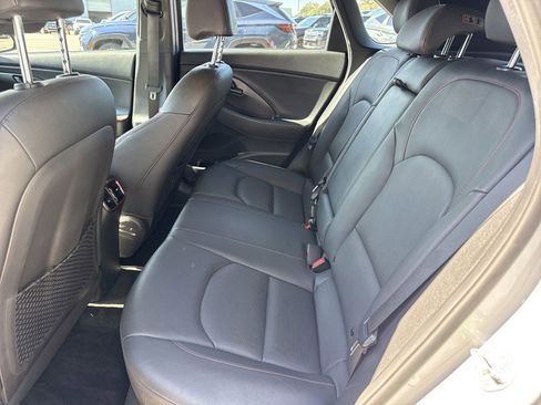 Used 2020 Hyundai Elantra GT N Line image 13