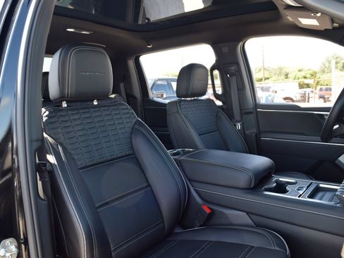 Used 2025 GMC Sierra EV Denali AWD/4WD image 24
