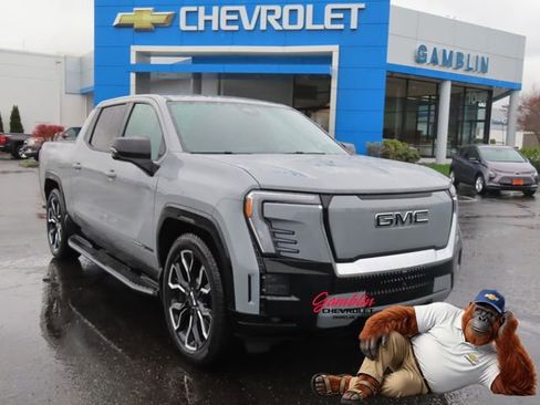 Used 2024 GMC Sierra EV Denali image 1