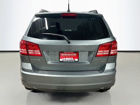 Used 2010 Dodge Journey SXT image 7