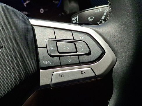 Used 2025 Volkswagen Atlas Cross Sport SEL Premium R-Line AWD/4WD image 26