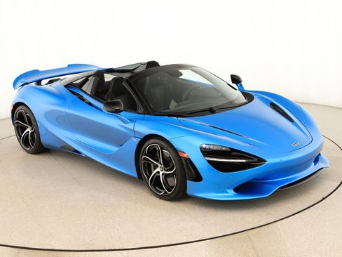 Used 2024 McLaren 750S Spider RWD image 45