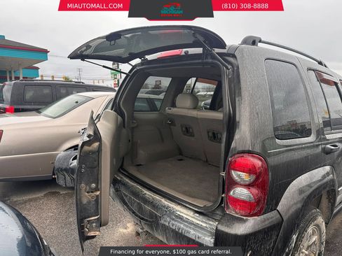 Used 2006 Jeep Liberty Limited AWD/4WD image 6