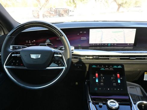 New 2026 Cadillac Escalade IQL Sport 1 w/ LPO, ONYX Package image 18