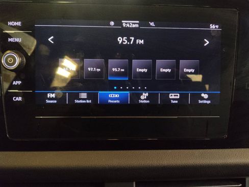 Used 2025 Volkswagen Jetta Sport FWD image 25