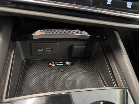 Certified 2025 Buick Envision Sport Touring image 8