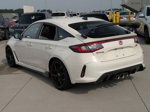 Used 2025 Honda Civic Type R image 7