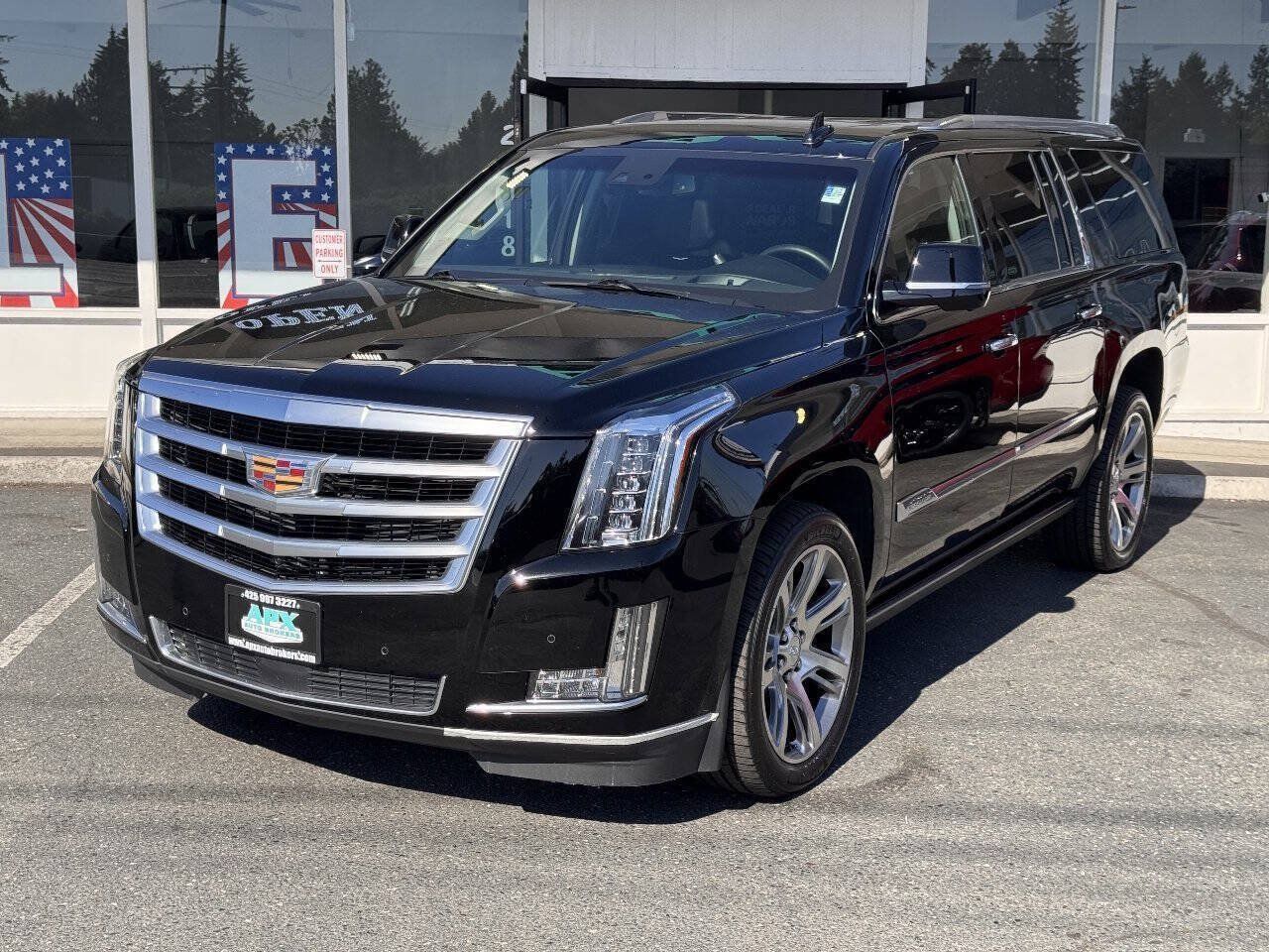Used 2015 Cadillac Escalade ESV Premium AWD/4WD image 1