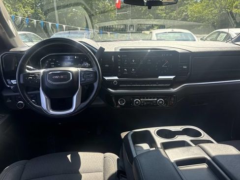 Used 2022 GMC Sierra 1500 Elevation AWD/4WD image 18