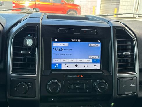 Used 2017 Ford F150 XLT w/ Equipment Group 302A Luxury RWD image 13