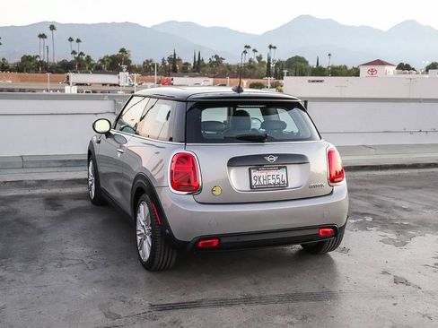Used 2024 MINI Cooper SE FWD image 7