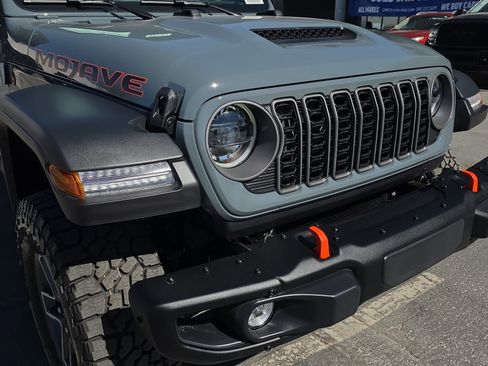 New 2026 Jeep Gladiator Mojave image 9