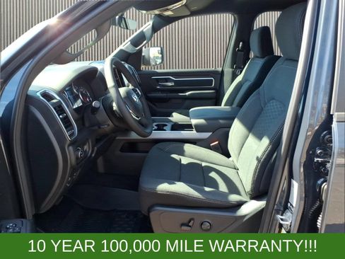 New 2026 RAM 1500 Big Horn w/ Night Edition AWD/4WD image 5
