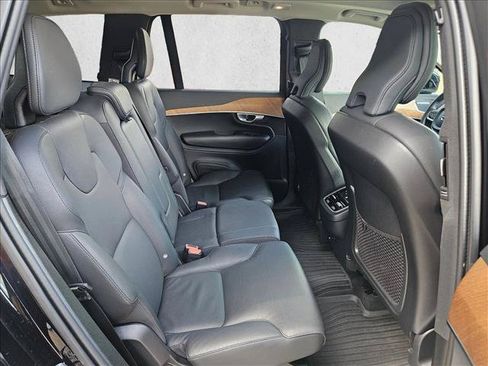 Used 2024 Volvo XC90 B5 Plus w/ Protection Package Premier AWD/4WD image 21