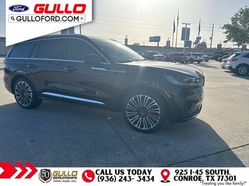 Used 2025 Lincoln Aviator Black Label AWD/4WD image 3