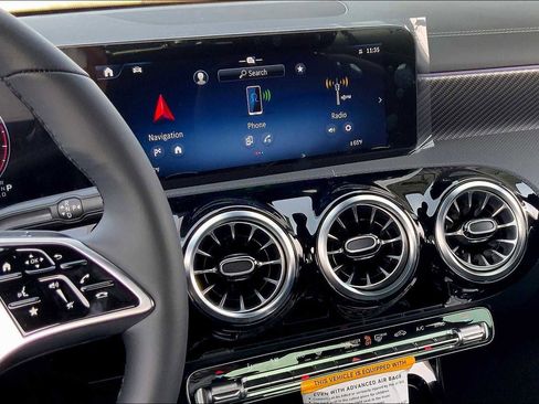 Used 2025 Mercedes-Benz CLA 250 CLA 250 image 8