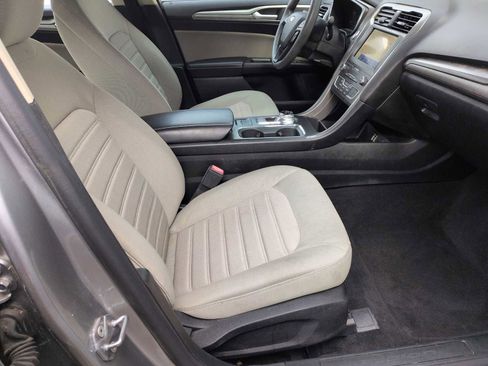 Used 2020 Ford Fusion S image 20