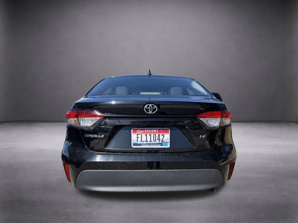 Used 2024 Toyota Corolla LE FWD image 12