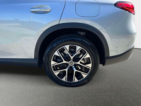 Certified 2025 Mercedes-Benz GLC 350e 4MATIC image 11