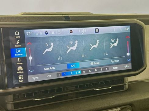 Used 2024 Jeep Gladiator Sport image 19