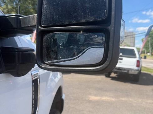 Used 2019 Ford F250 Platinum w/ Platinum Ultimate Package AWD/4WD image 22