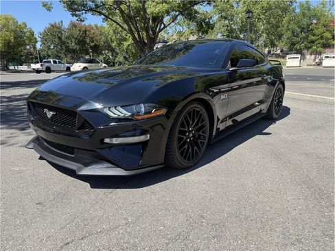 Used 2019 Ford Mustang GT w/ GT Performance Package RWD image 3