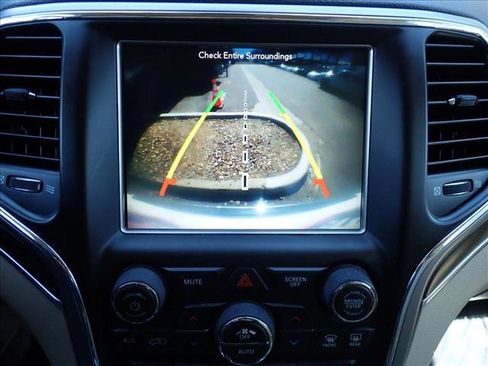 Used 2018 Jeep Grand Cherokee Limited w/ Luxury Group II image 20